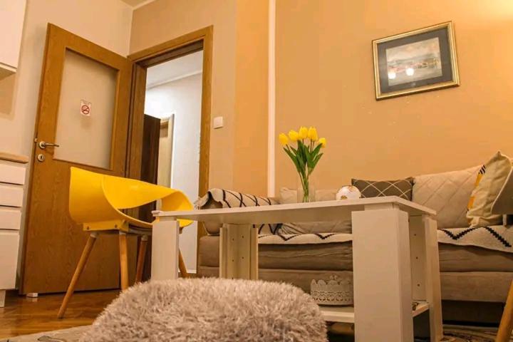 Lada Apartment *